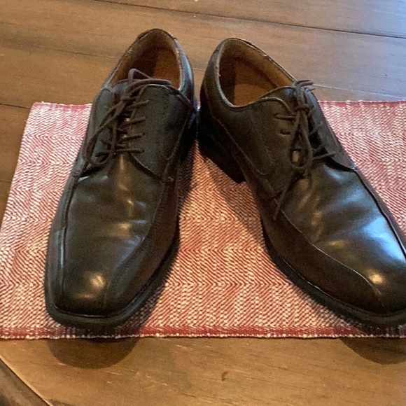 MENS CHOCOLATE BROWN LOAFERS size 10 - Picture 1 of 3